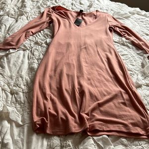 Peach mini long sleeve v-neck dress